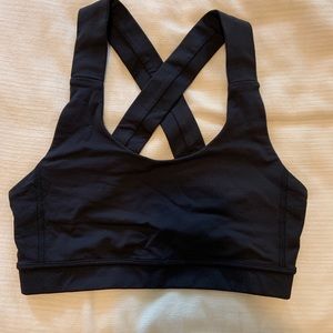 Lululemon black cross back adjustable sports bra